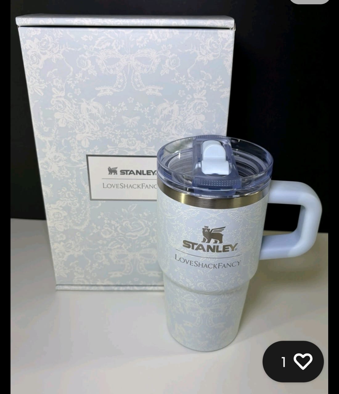 Stanley x LoveShackFancy Quencher H2.0 FlowState Tumbler 40 oz – Floral Light Blue